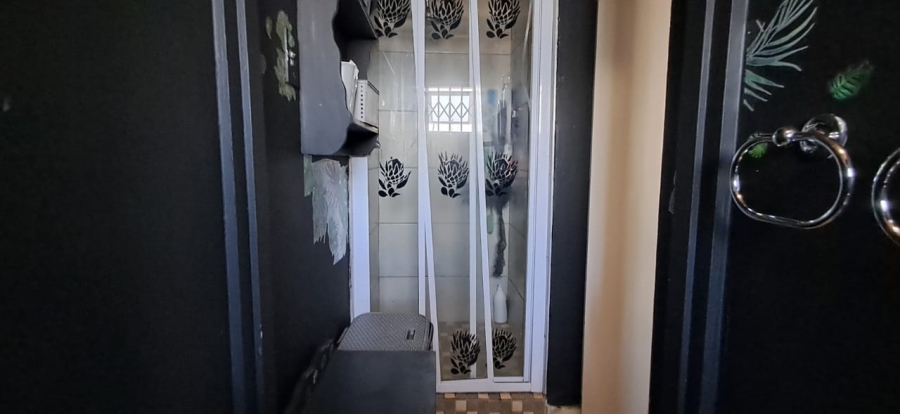 To Let 1 Bedroom Property for Rent in Abbotsford Eastern Cape
